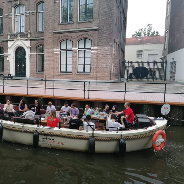 combitiq/amsterdam-boat-trips/gallery/npmp1jc8kuknhmn8v2es