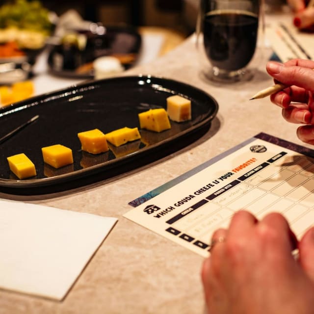 combitiq/amsterdam-cheese-company-guided-cheese-tasting/gallery/xrebwj4ndnmdxtsfqae5
